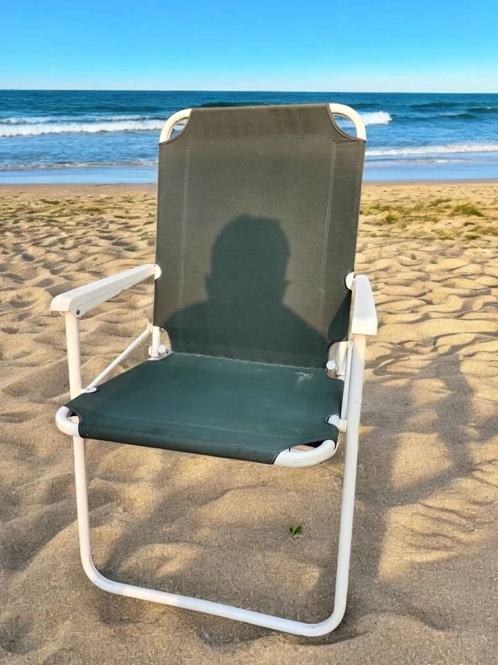 Pair of 2 Low-Profile Comfortable Beach Camping Chairs - photo 2