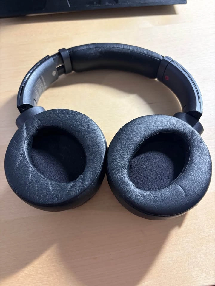 Sony MDR-XB950N1 - photo 3