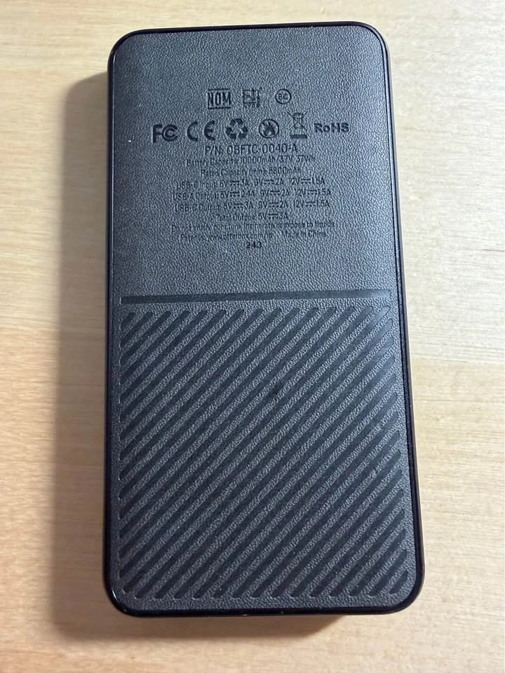 OtterBox Fast Charge Wireless Power Bank - photo 2
