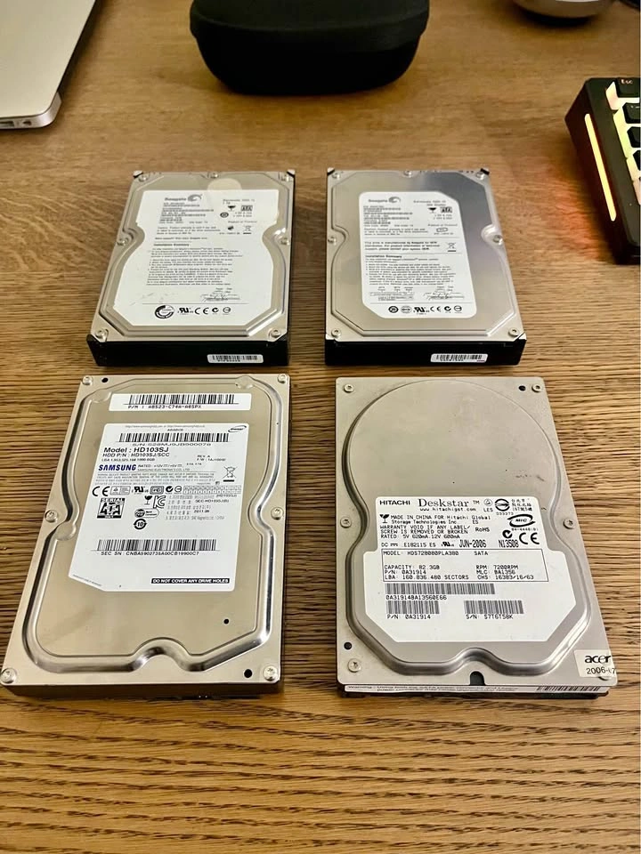 (Lot of 4) HDD - For Parts/Not Working*