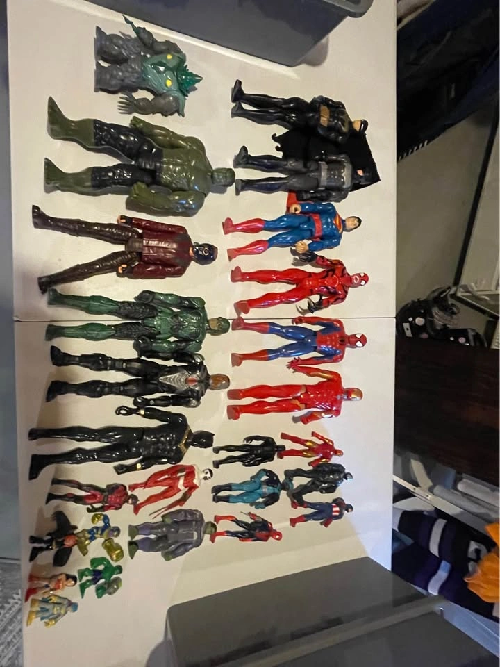Marvel and DC Superhero Action Figure Lot - photo 2