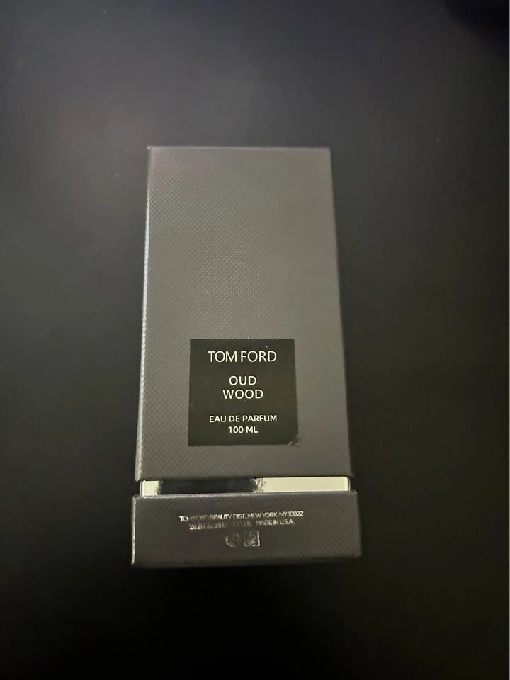 Authentic Tom Ford Oud Wood - photo 2