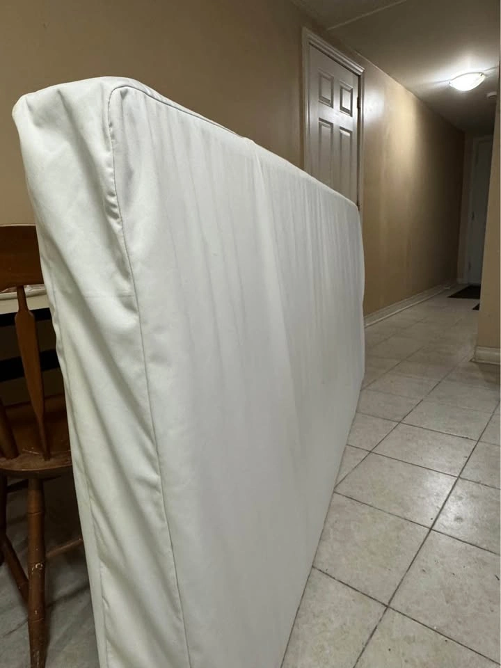 Twin Bed Set: Metallic Frame + Foam Mattress & Cover - photo 5