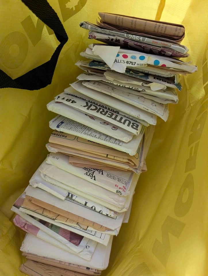 VINTAGE FABRIC MYSTERY BOXES! $20 OR 2 FOR $30 - photo 5