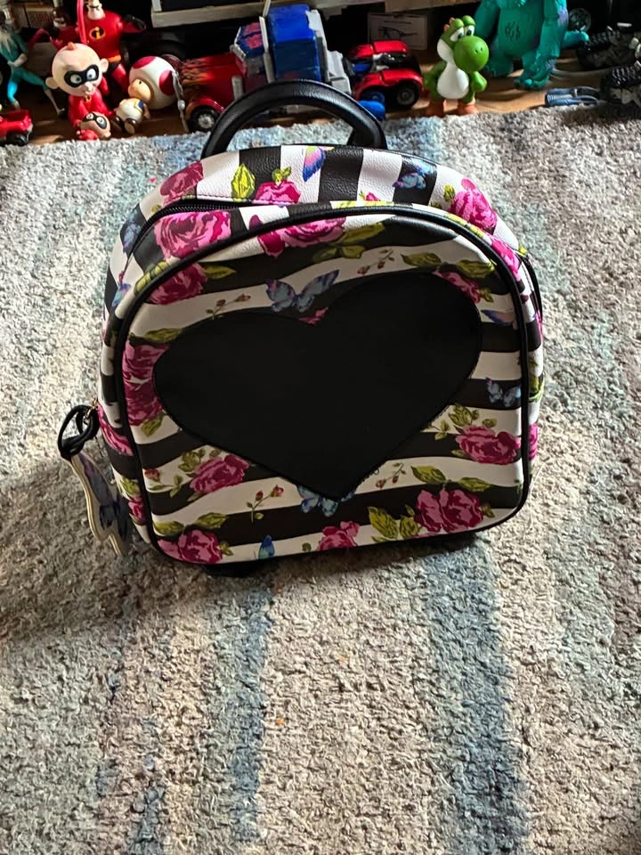 Luv Betsey by Betsey Johnson Backpack - photo 4