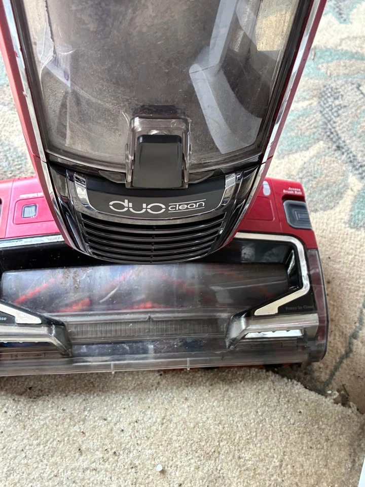 Shark Apex Duo Clean upright vacuum - photo 4