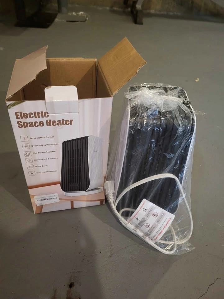BRAND NEW Electric Space Heater (BNIB) – Fast 3-Sec Heating! - photo 3