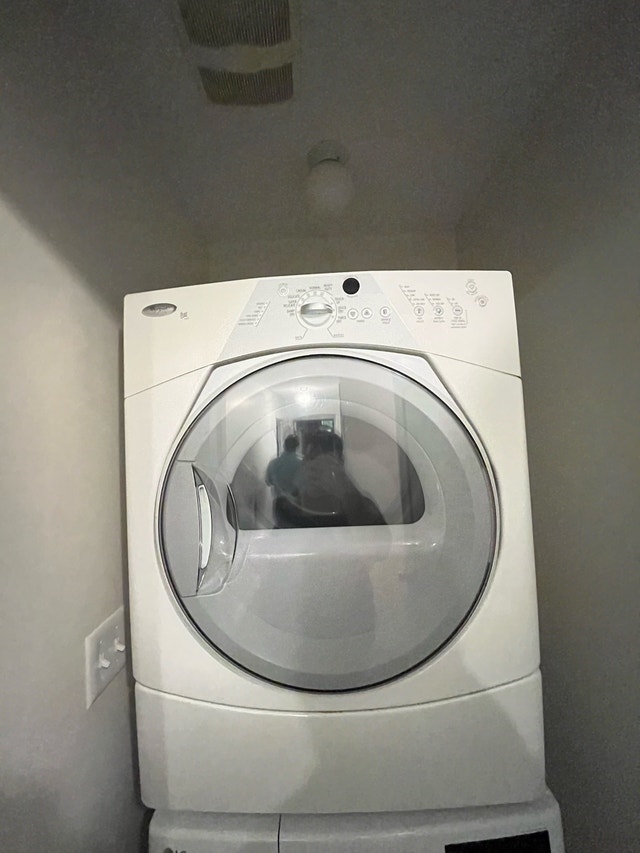 WHIRLPOOL YWED8300SW1