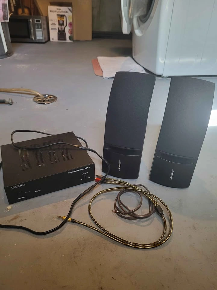 Bose Stereo Speakers & HTD Amplifier Bundle - photo 3
