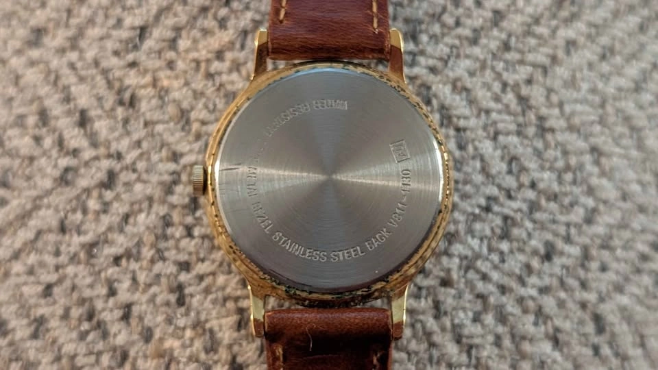 Lorus Quartz Water Resistant Watch - photo 2