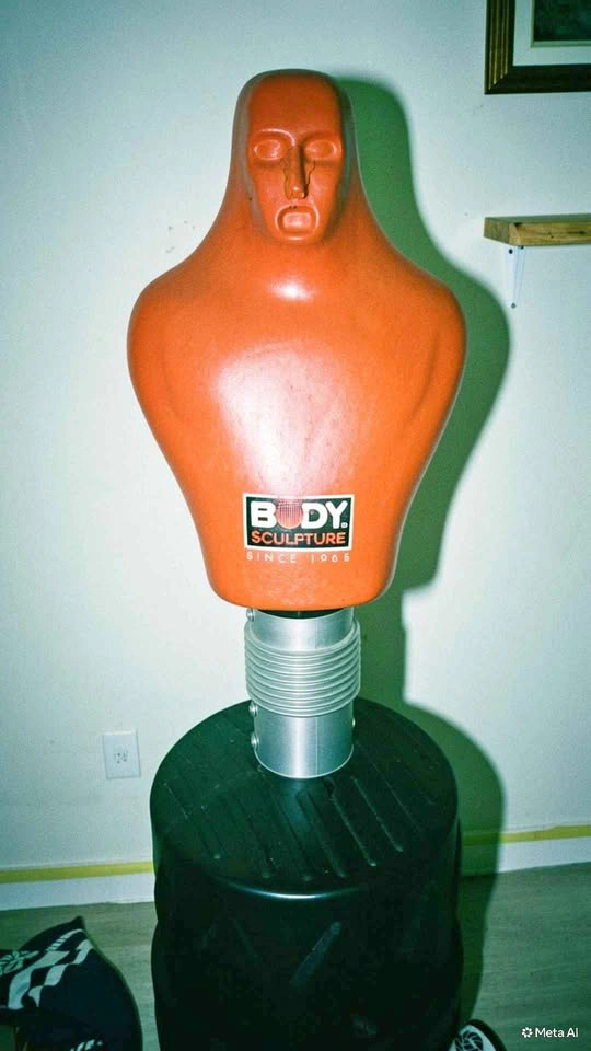 Punching dummy