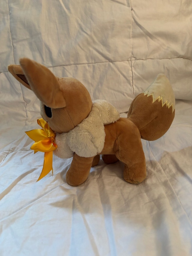 Pokémon Eevee Plush - photo 4