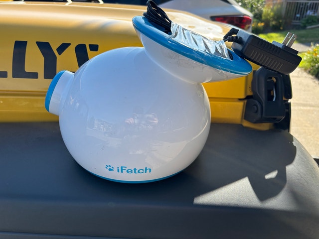 iFetch Ball Launcher - Small to Medium Dogs