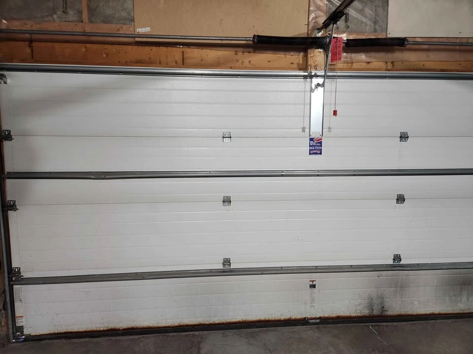 Full Garage door 16x7 Ft - photo 3