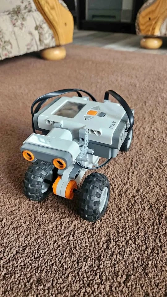 LEGO MINDSTORMS NXT 2.0 – FULL SET x2 + EXTRAS!