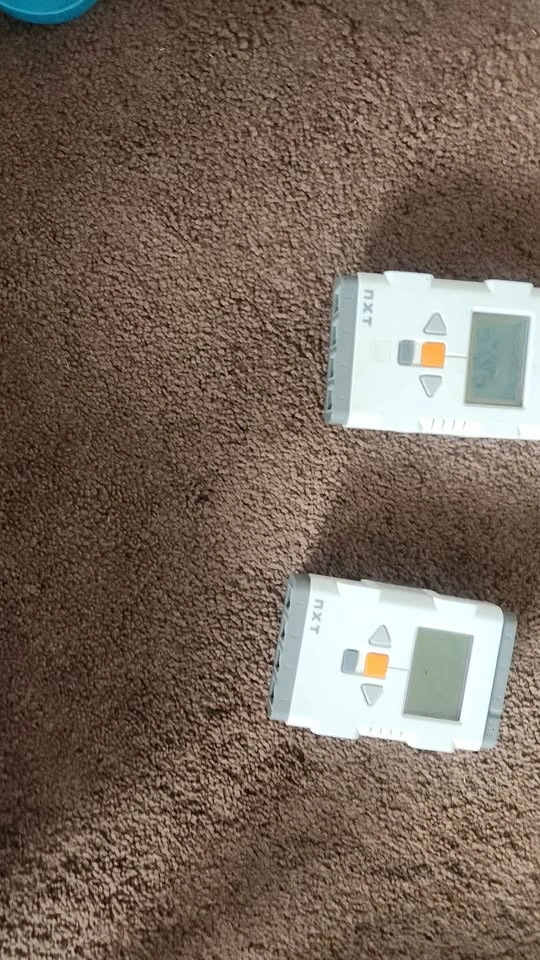LEGO MINDSTORMS NXT 2.0 – FULL SET x2 + EXTRAS! - photo 2