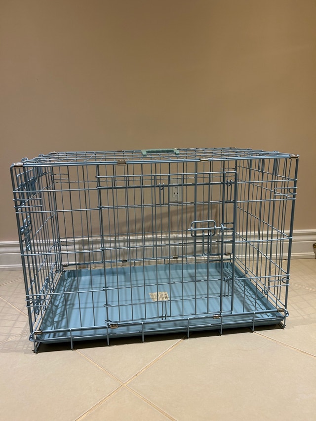 Blue Pet Crate