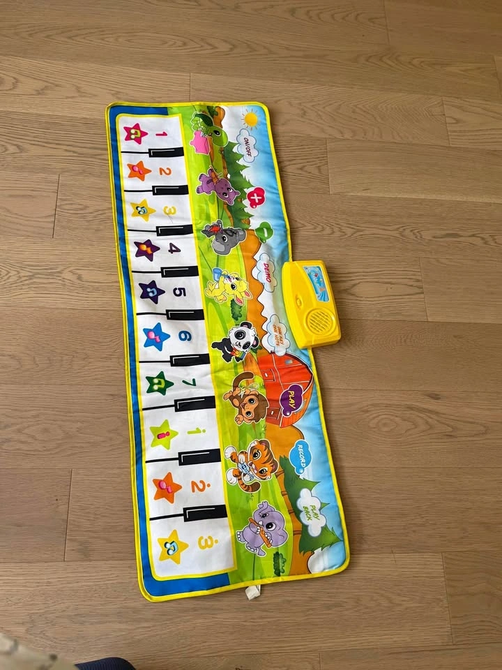 Musical toy for toddler