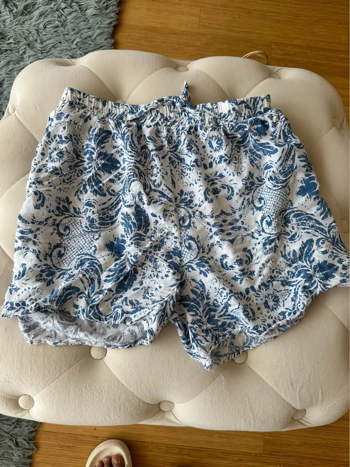 White Tie-Front Tank with Blue Floral Shorts - photo 2