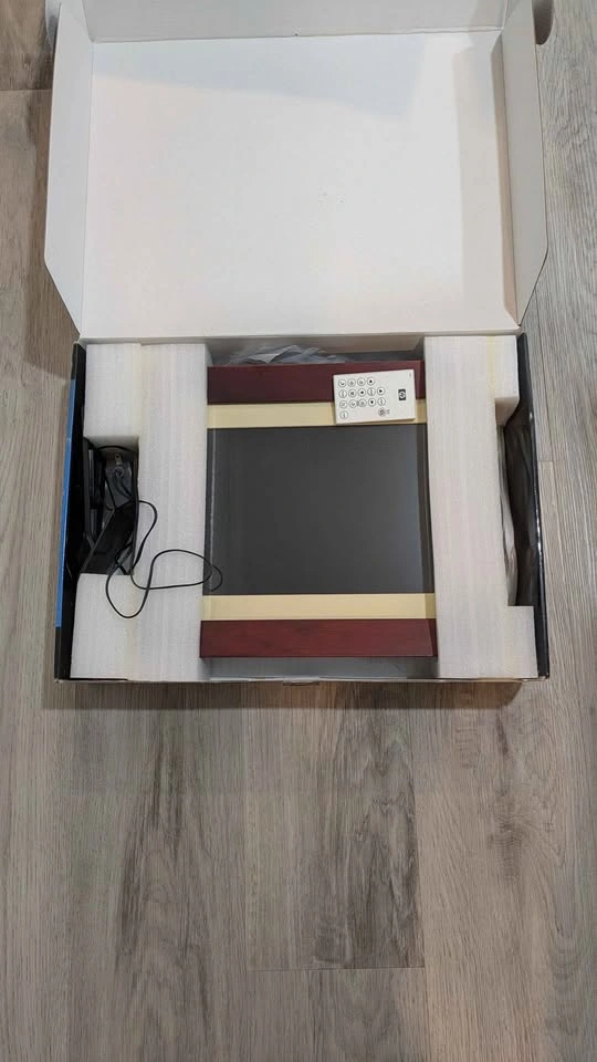 Brand New - HP 12.1" Digital Picture Frame - photo 2