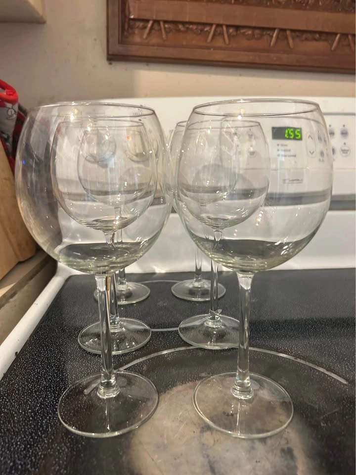 Set of 6 Wine Glasses - photo 3