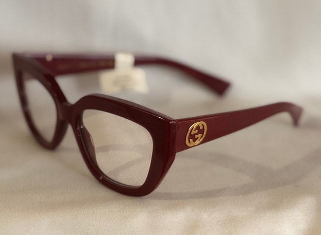 Authentic Gucci Burgundy Cat-Eye Frames - photo 2