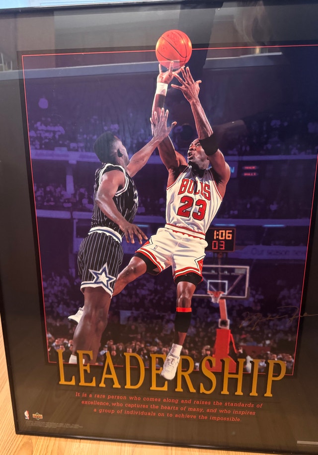 MICHAEL JORDAN PHOTO REGISTERED NBA Collection 24”x30” - photo 5