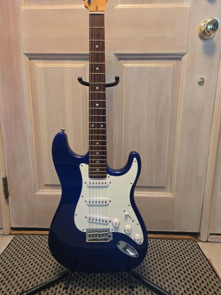 Aria STG Series Stratocaster image indicator(3)