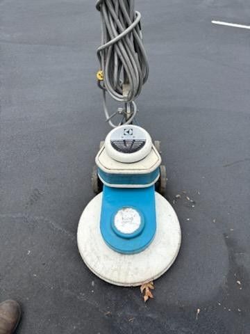 Kent High Speed Commercial Floor Machine - photo 3