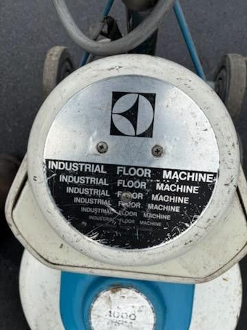 Kent High Speed Commercial Floor Machine - photo 4