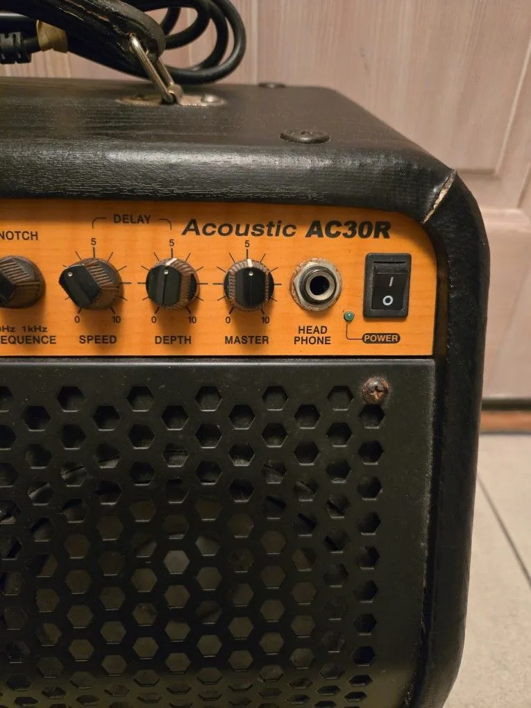 Guitar Research AC30R 2x6 30W Acoustic Combo Amp image indicator(2)