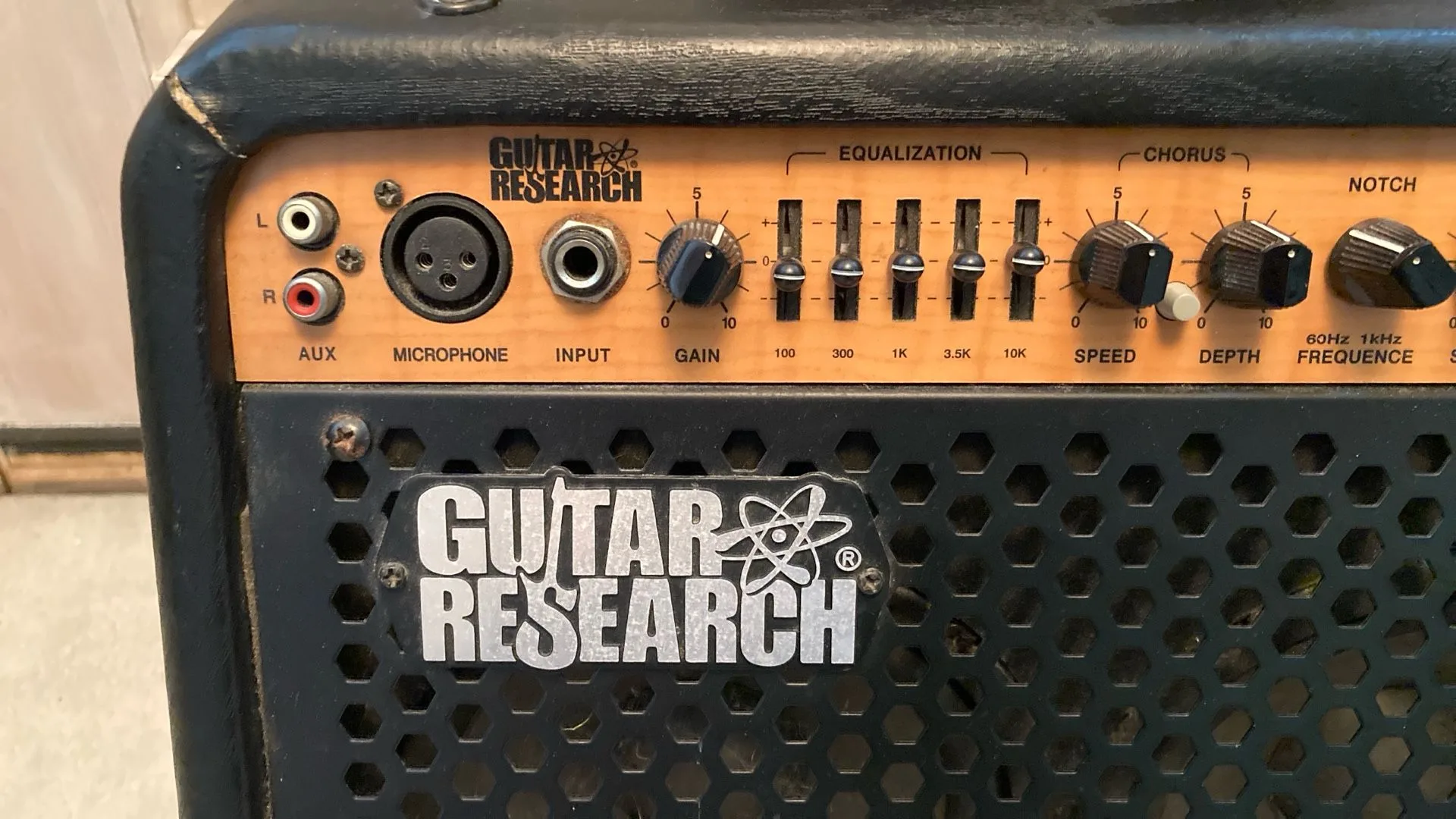 Guitar Research AC30R Acoustic Combo Amp image indicator(3)