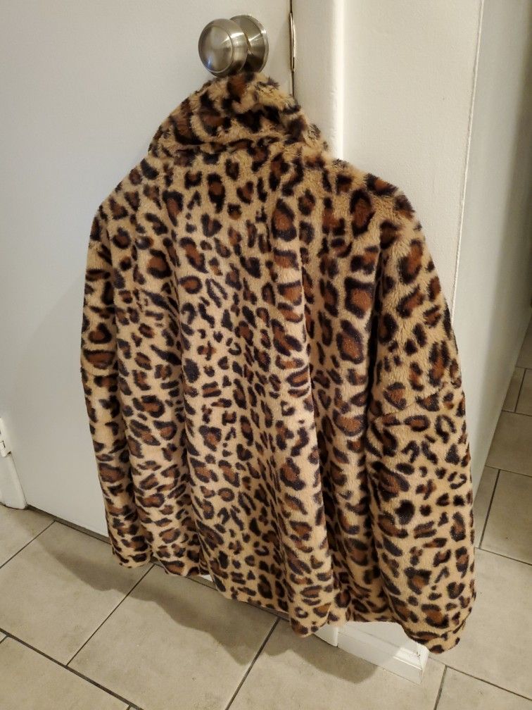 Woman's Leopard Jacket - New - photo 3