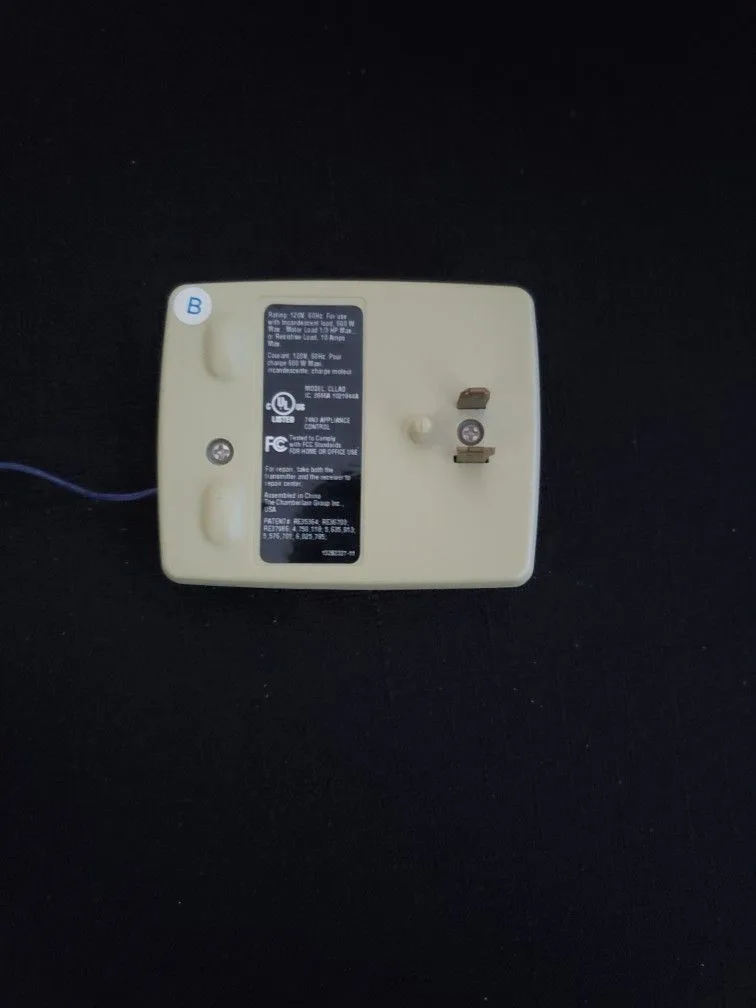 Chamberlin (CLLAD) Remote Light Control image indicator(2)