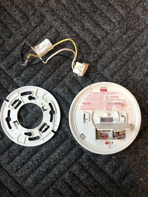 Firex 120v / Battery Smoke Alarm - photo 3