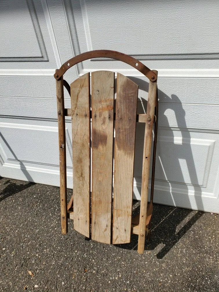 Antique Runner Sled - Auto Wheel Coaster Co. No 18 image indicator(2)