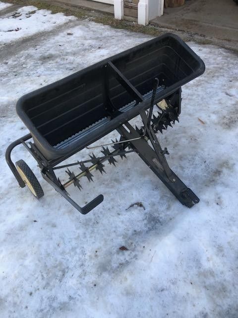 Agri-Fab 42" Spike Seeder Drop Spreader, 100lb - photo 2
