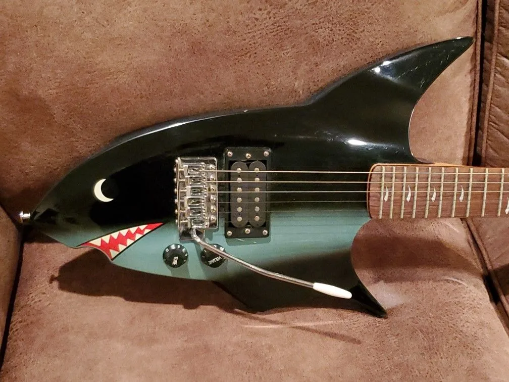 Jay Turser 'Shark' Electric Guitar- Rare Collectors Item image indicator(2)