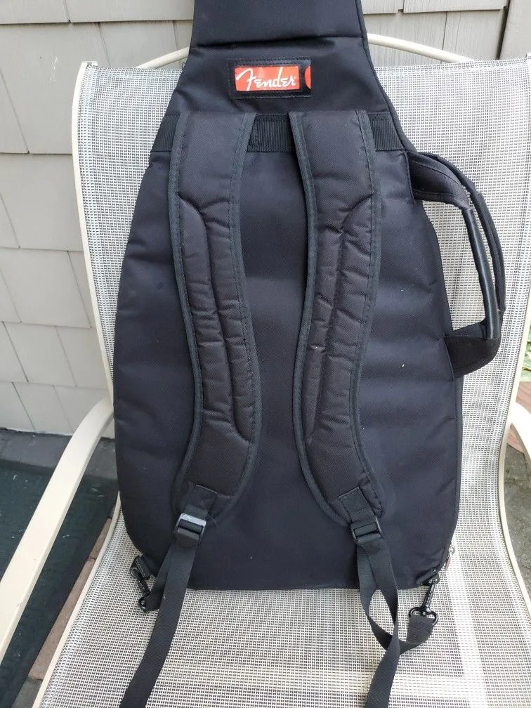Fender Padded Gig Bag - Guitar Soft Case image indicator(5)