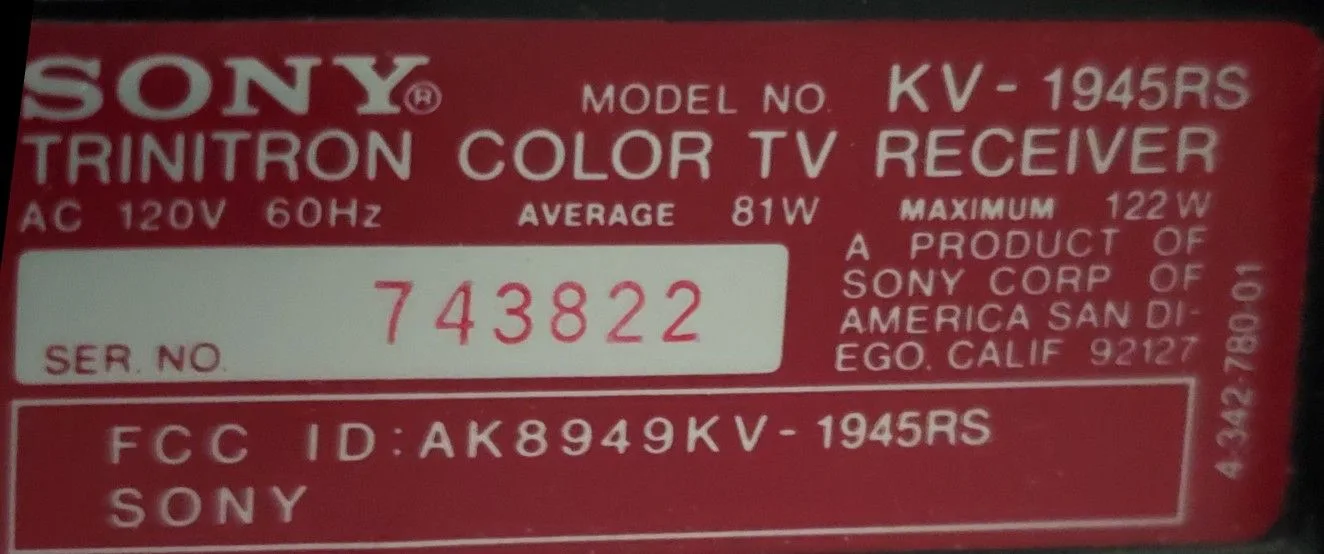 Sony Trinitron Color TV KV-1945RS 19" Vintage - Like New image indicator(5)