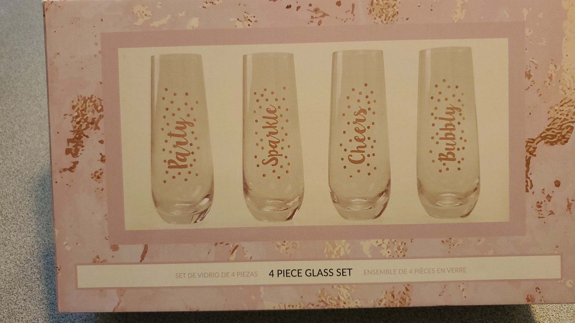 4 piece Glass Set