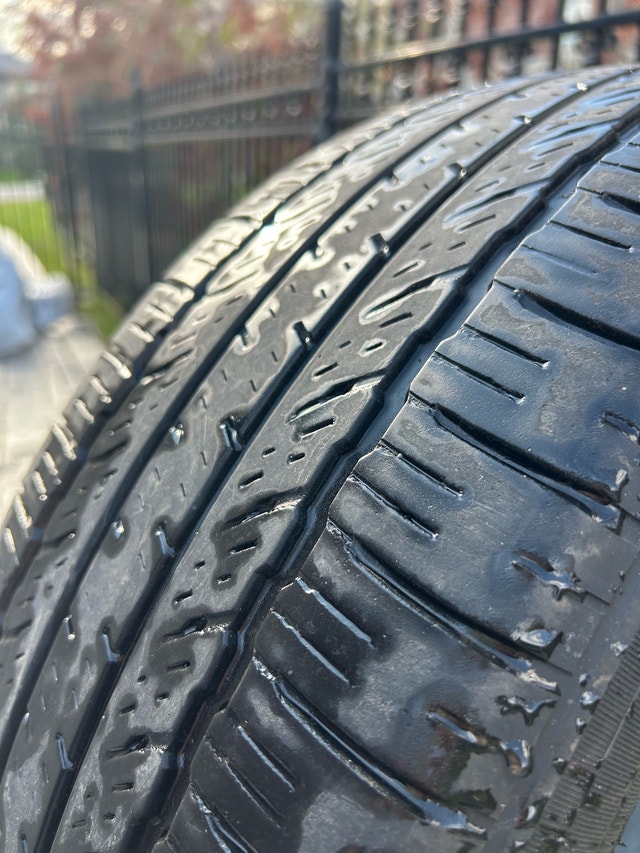 19’’ OEM Toyo A36 all season tires - photo 2