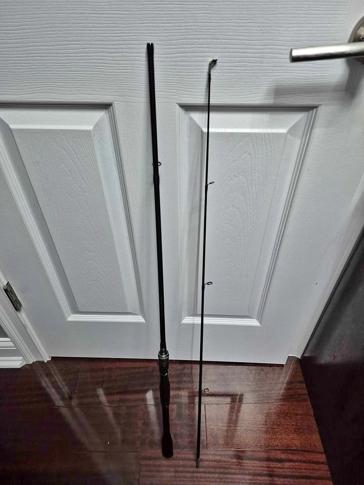 Fishing spinning rod 2 piece NEW