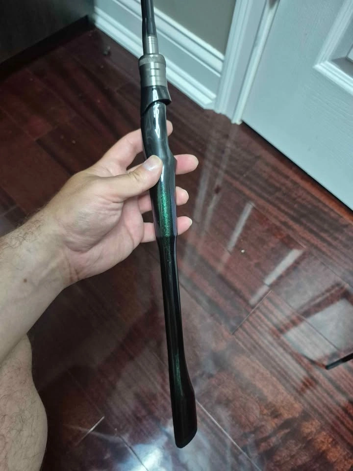 Fishing spinning rod 2 piece NEW - photo 5