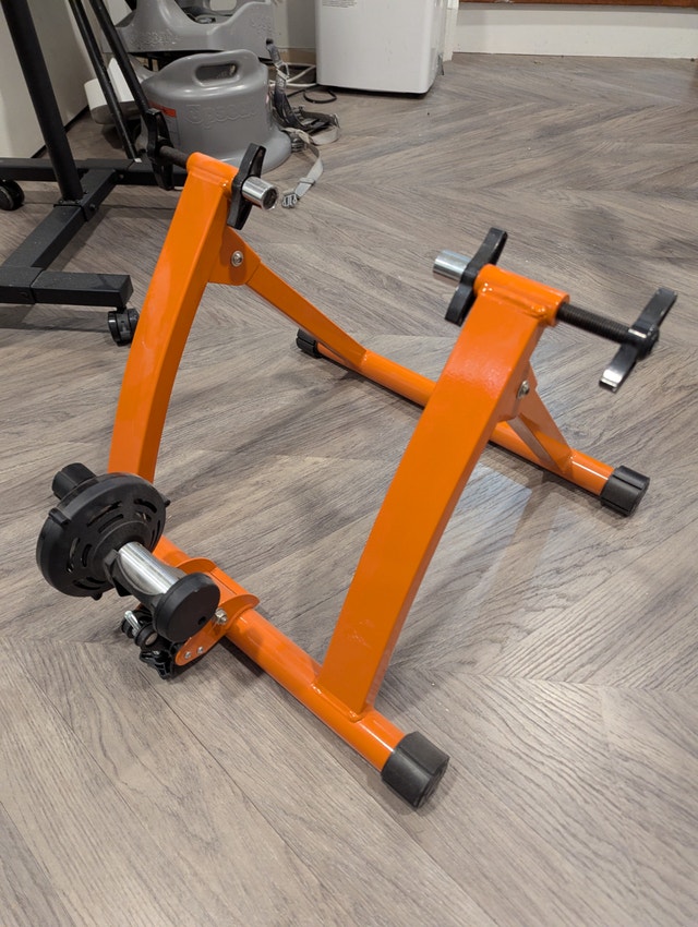 Indoor bicycle trainer stand - photo 2