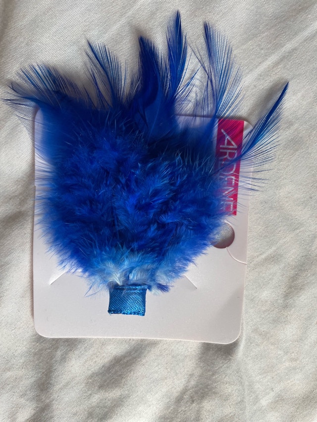 Ardene Blue Feather Hair Clip