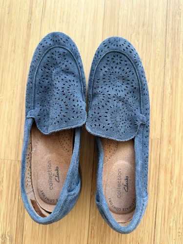Clarks Collection Women’s 6.5 Blue Suede Perforated Slip-On Loaf - photo 2