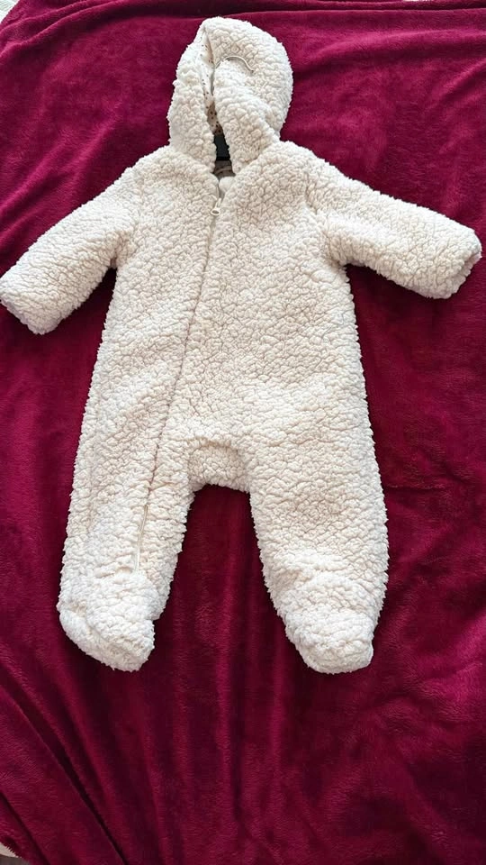 Baby clothes