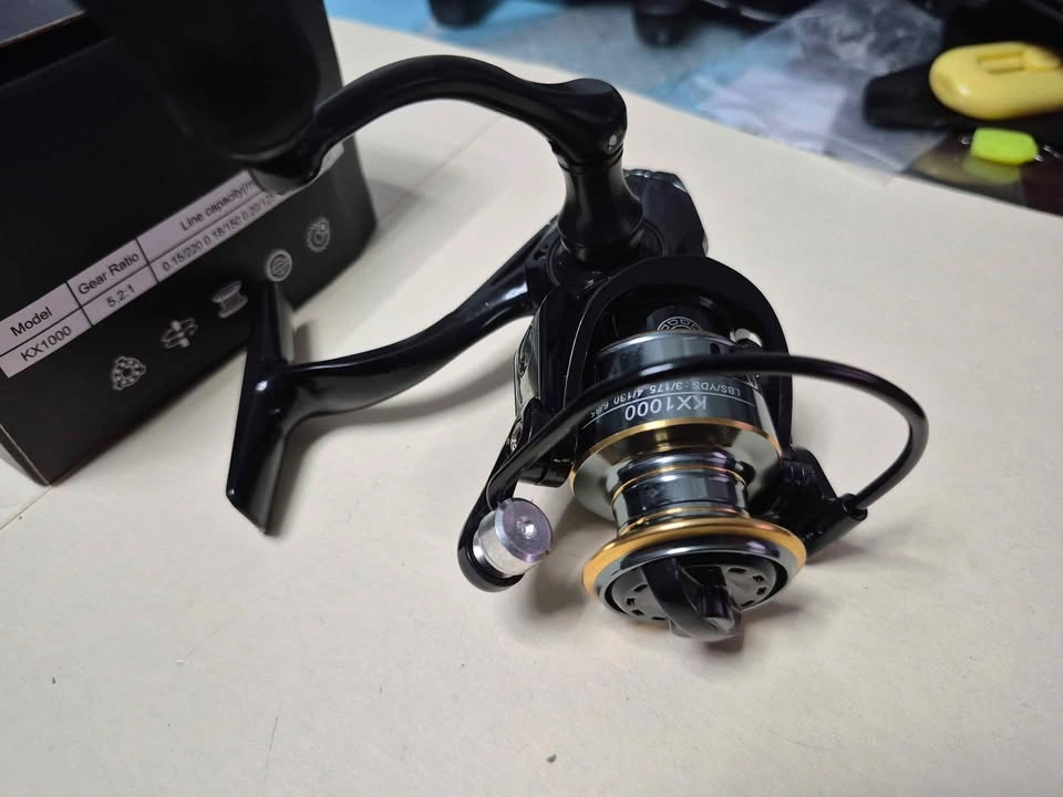 Spinning Fishing reel size 1000 - photo 2