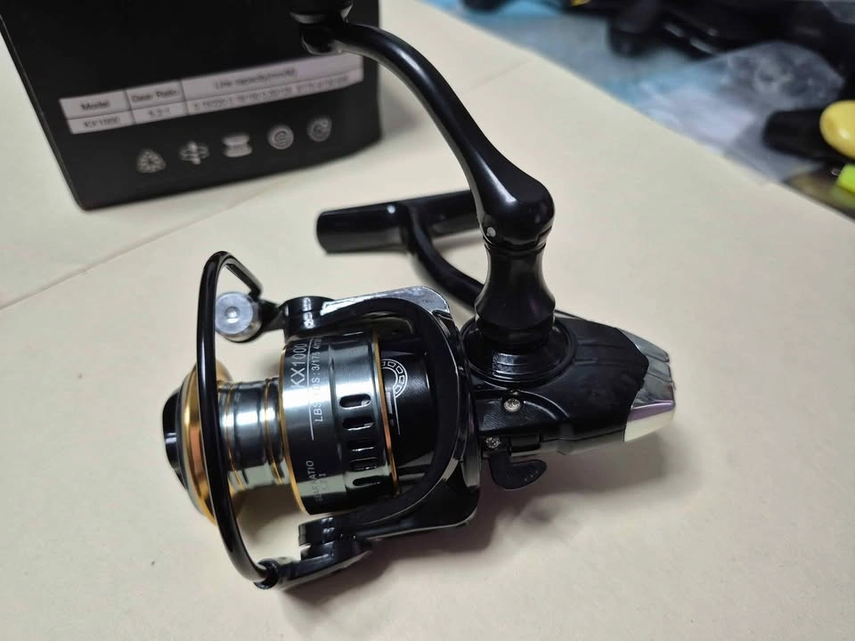 Spinning Fishing reel size 1000 - photo 3